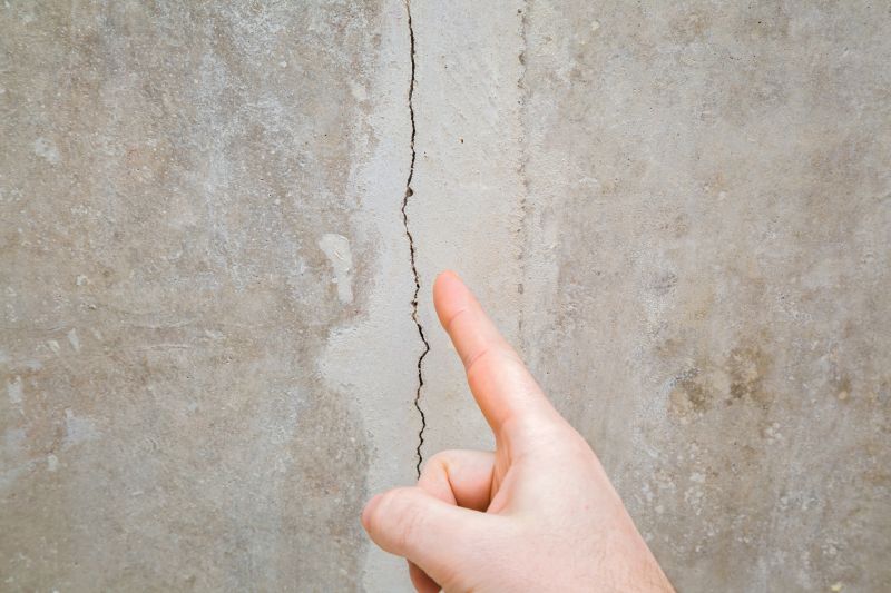 Concrete Crack Patching